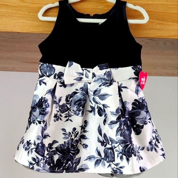 The Children's Place Monochrome Baby Girl Party Dress with Bow Detail - Picture 1 of 5
